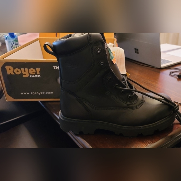 NWT Royer Safety Boots - Picture 8 of 10